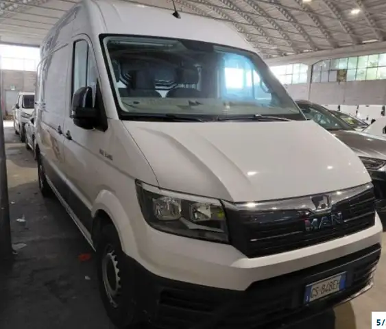 Volkswagen Crafter view 6