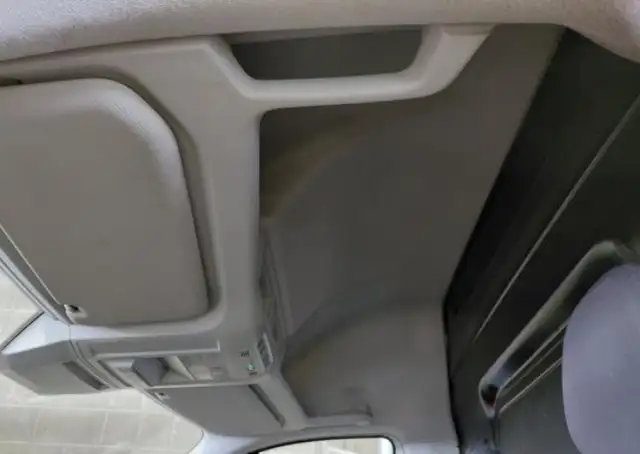 Volkswagen Crafter view 9