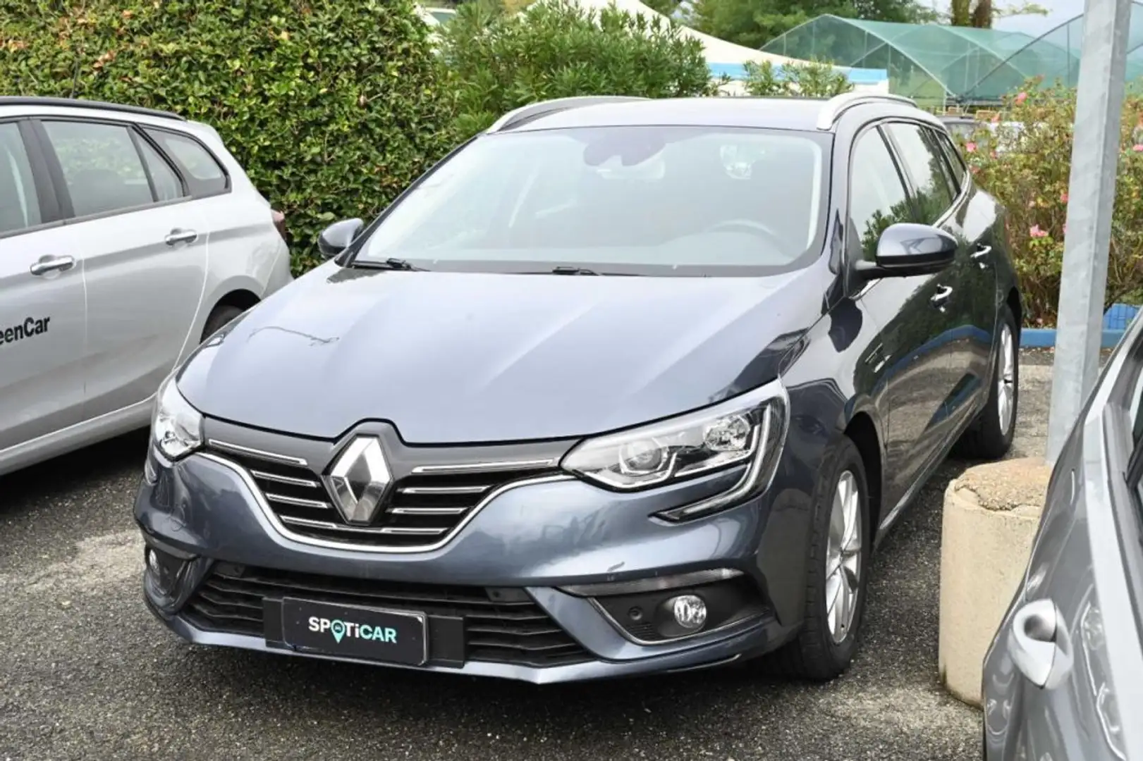 Renault Megane Sporter Blue dCi 115CV EDC Business Grijs - 1