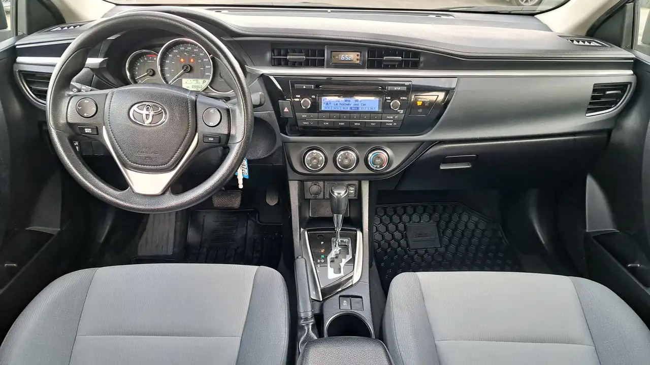Toyota Corolla снимка Toyota Corolla
