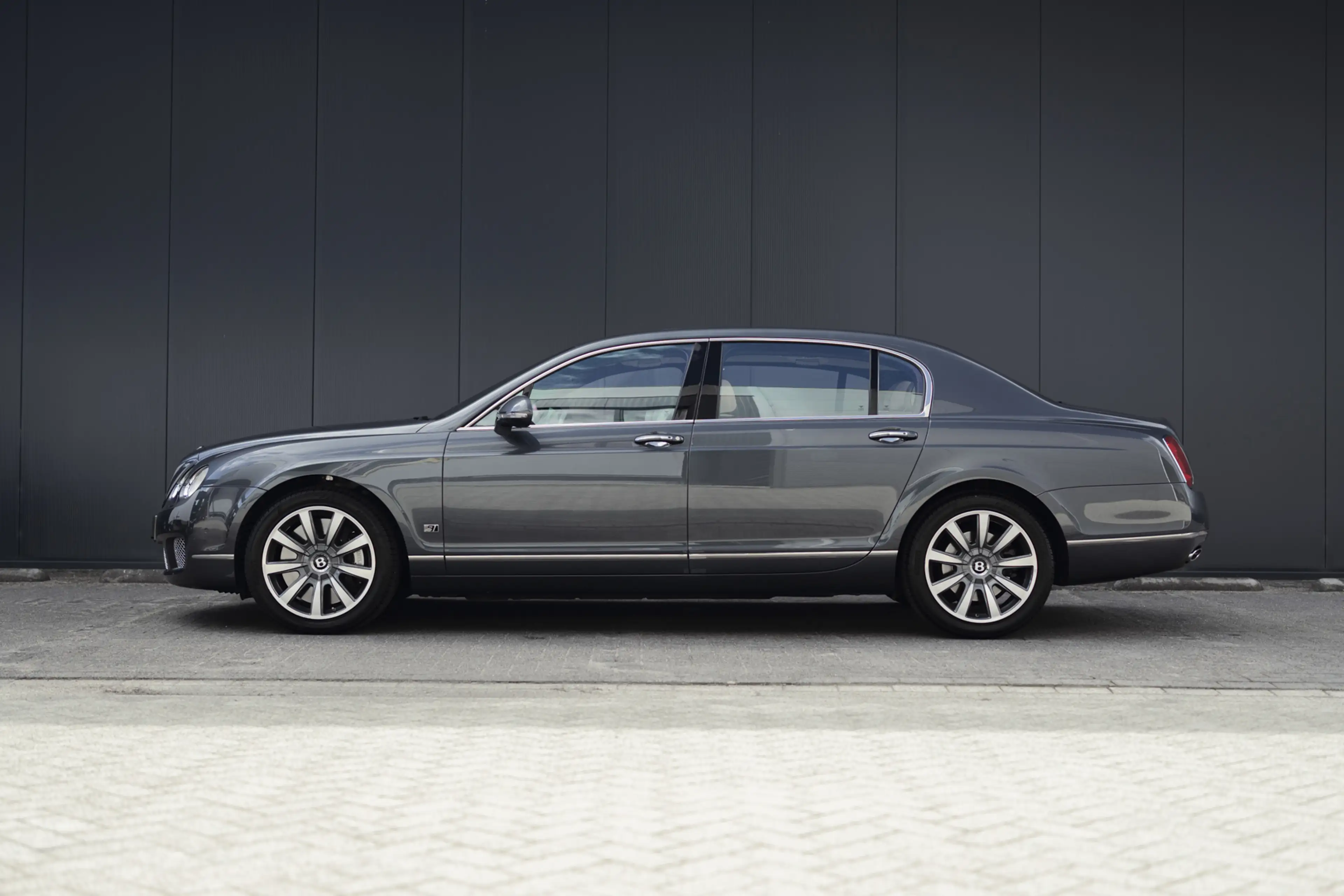 Bentley Flying Spur Continental Series 51 by Mulliner — photo 10