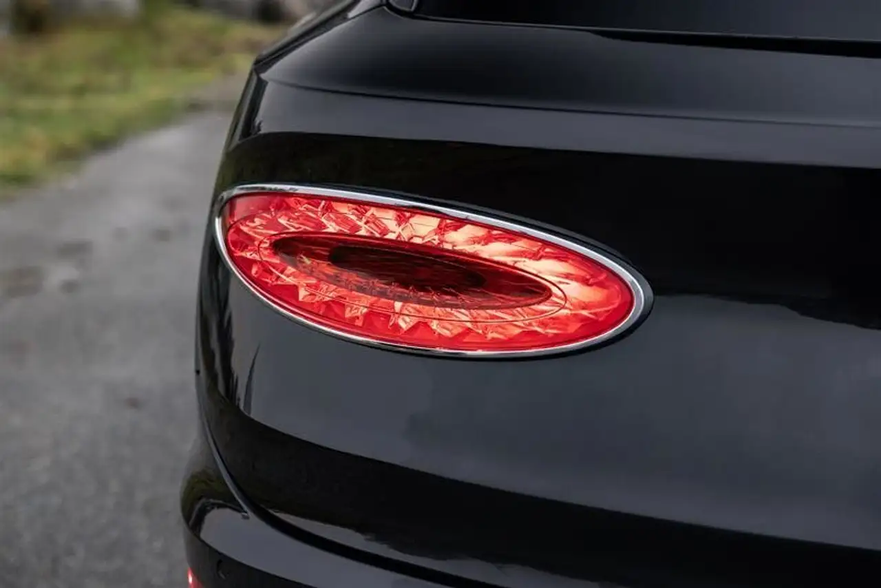 Bentley Bentayga снимка Bentley Bentayga