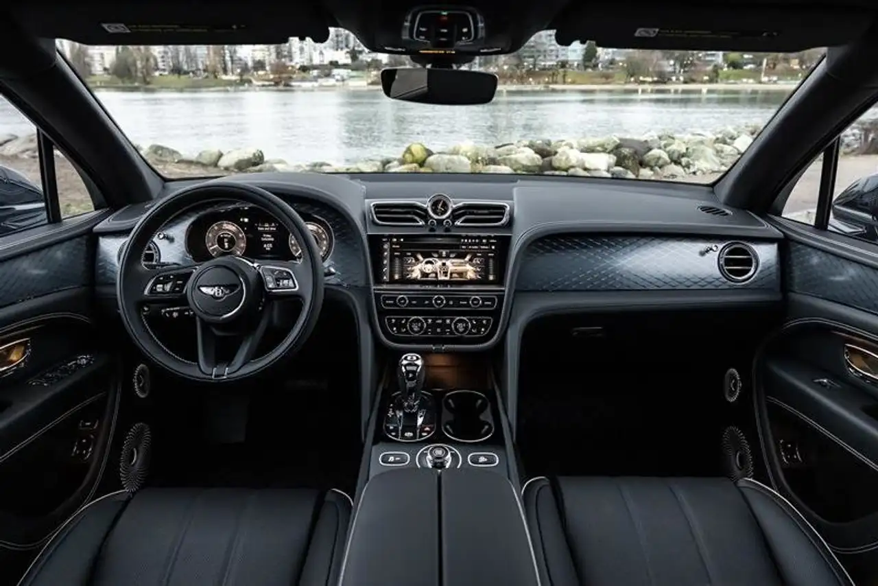 Bentley Bentayga снимка Bentley Bentayga