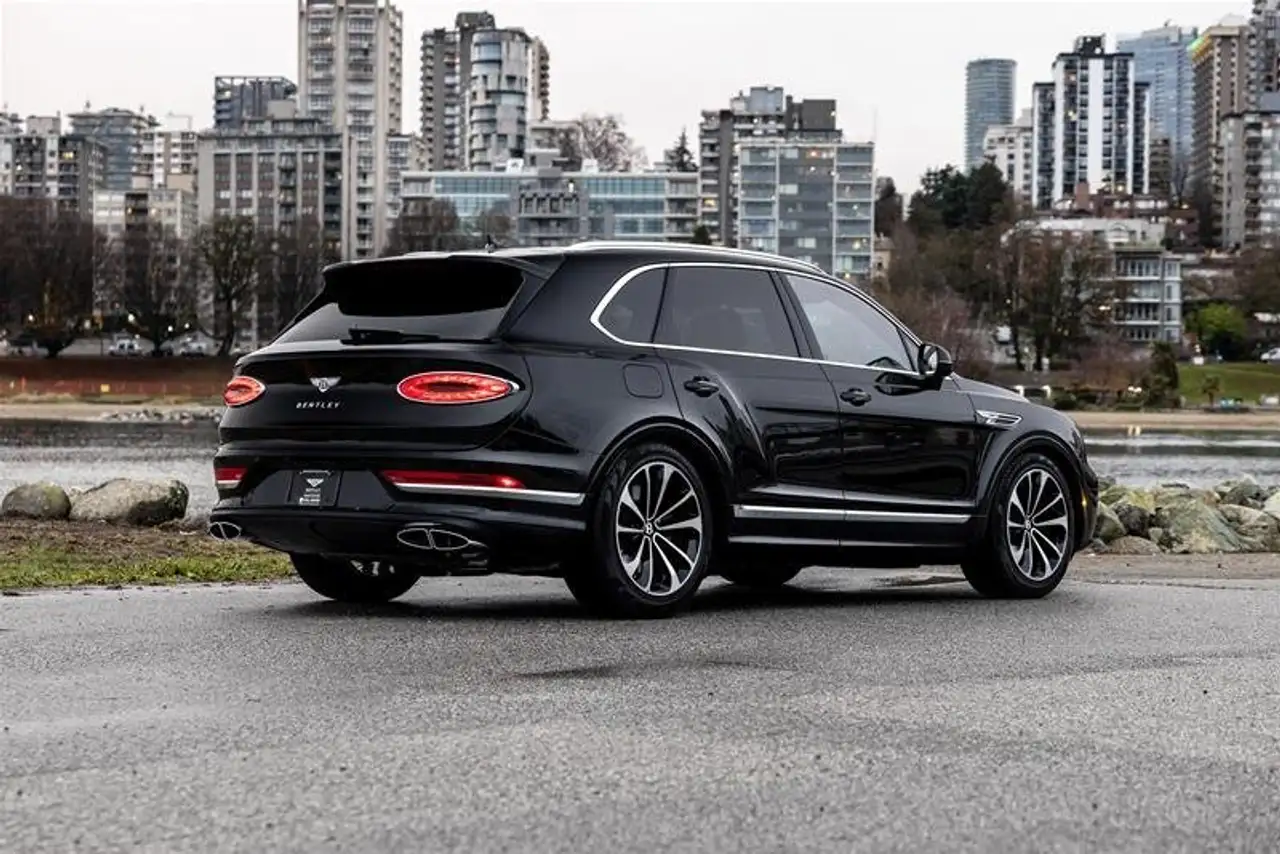 Bentley Bentayga снимка Bentley Bentayga