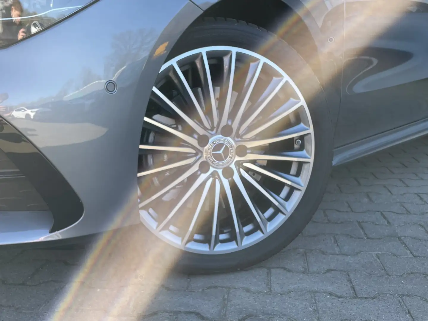 Mercedes-Benz CLA 250 e Shooting Brake AMG Line Automaat | Panoramadak | Gris - 2