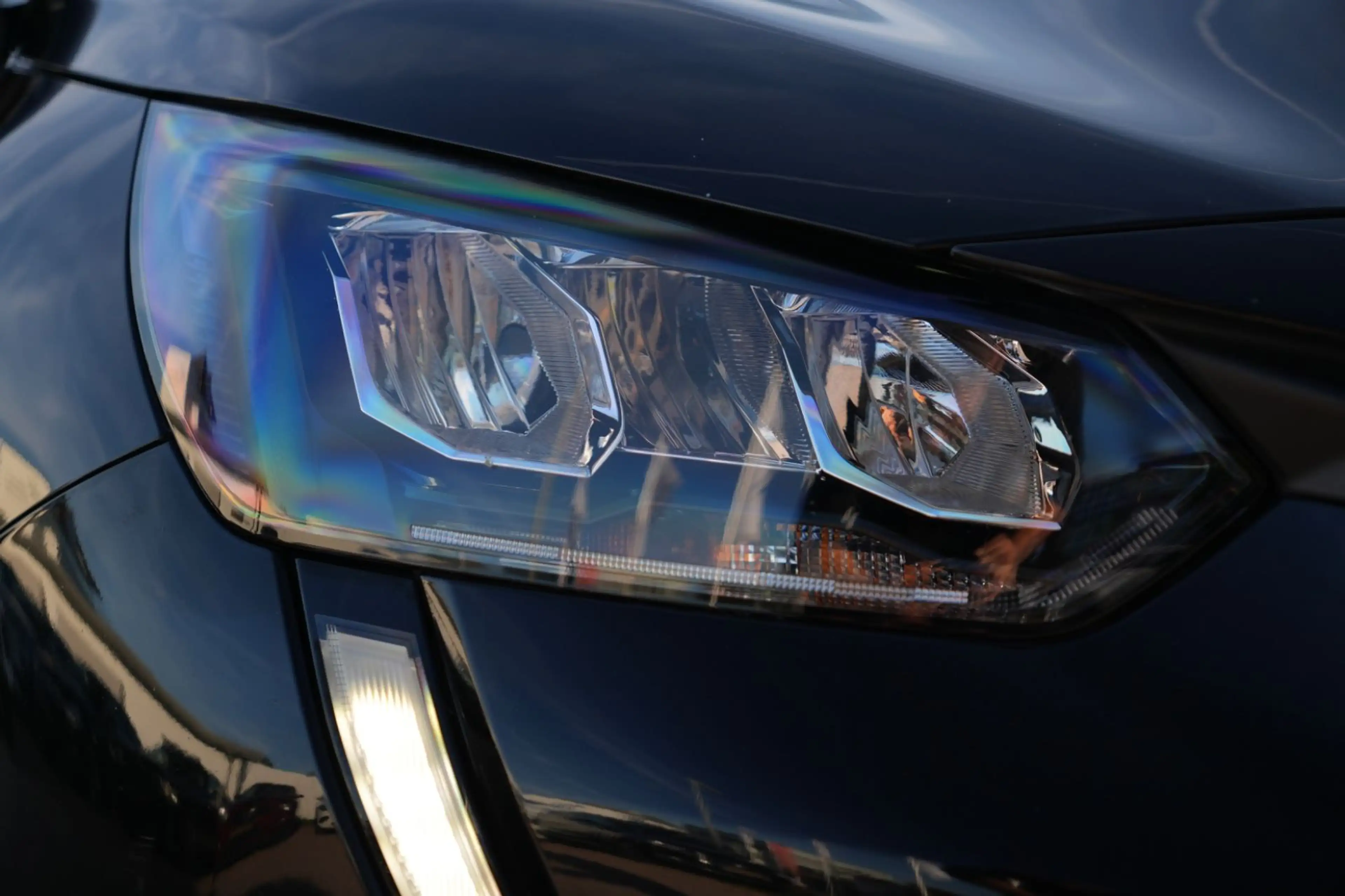 Peugeot 208 Allure Pack/KAMERA/NAVI/TÜV NEU/BLUETOOTH — photo 39