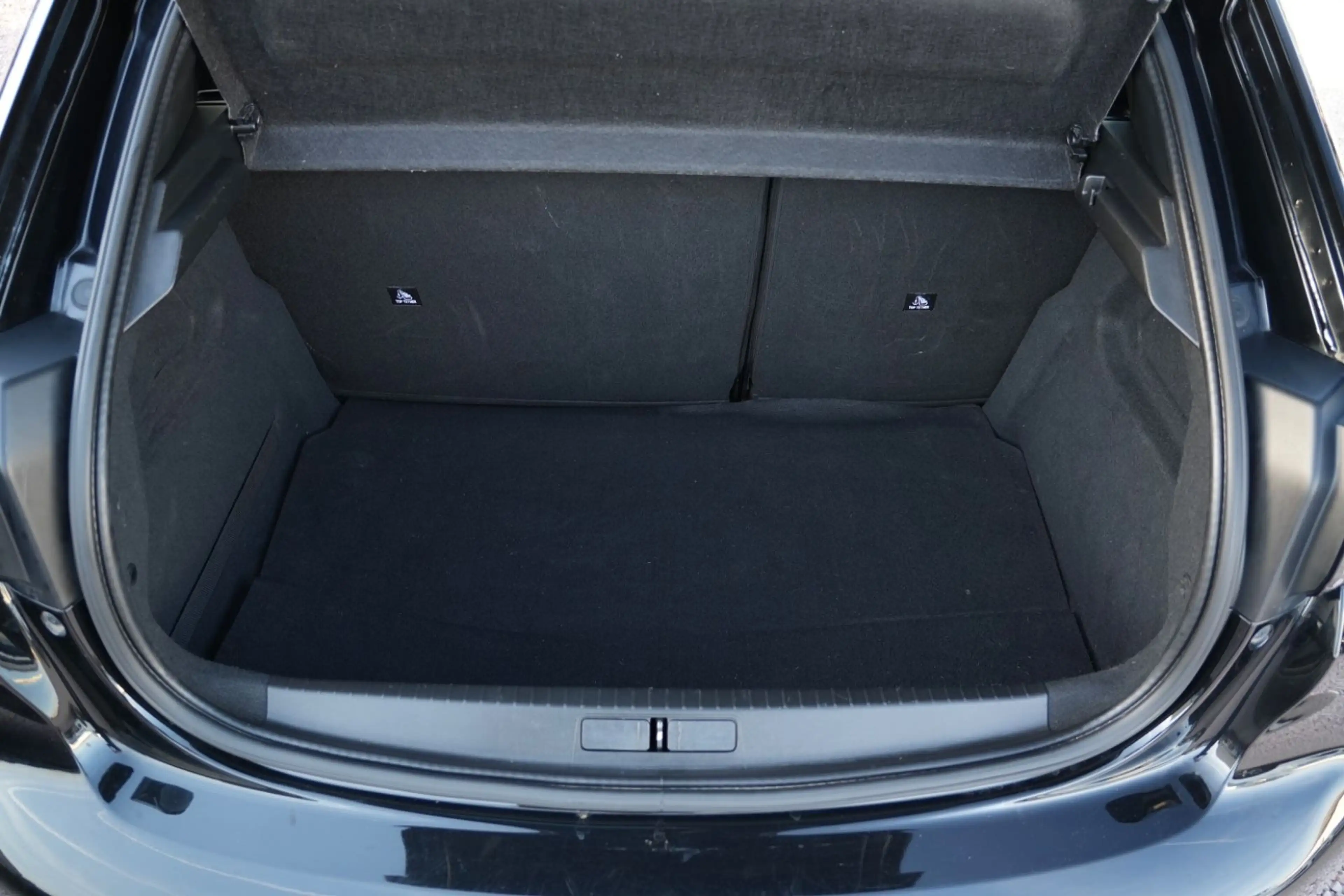 Peugeot 208 Allure Pack/KAMERA/NAVI/TÜV NEU/BLUETOOTH — photo 38