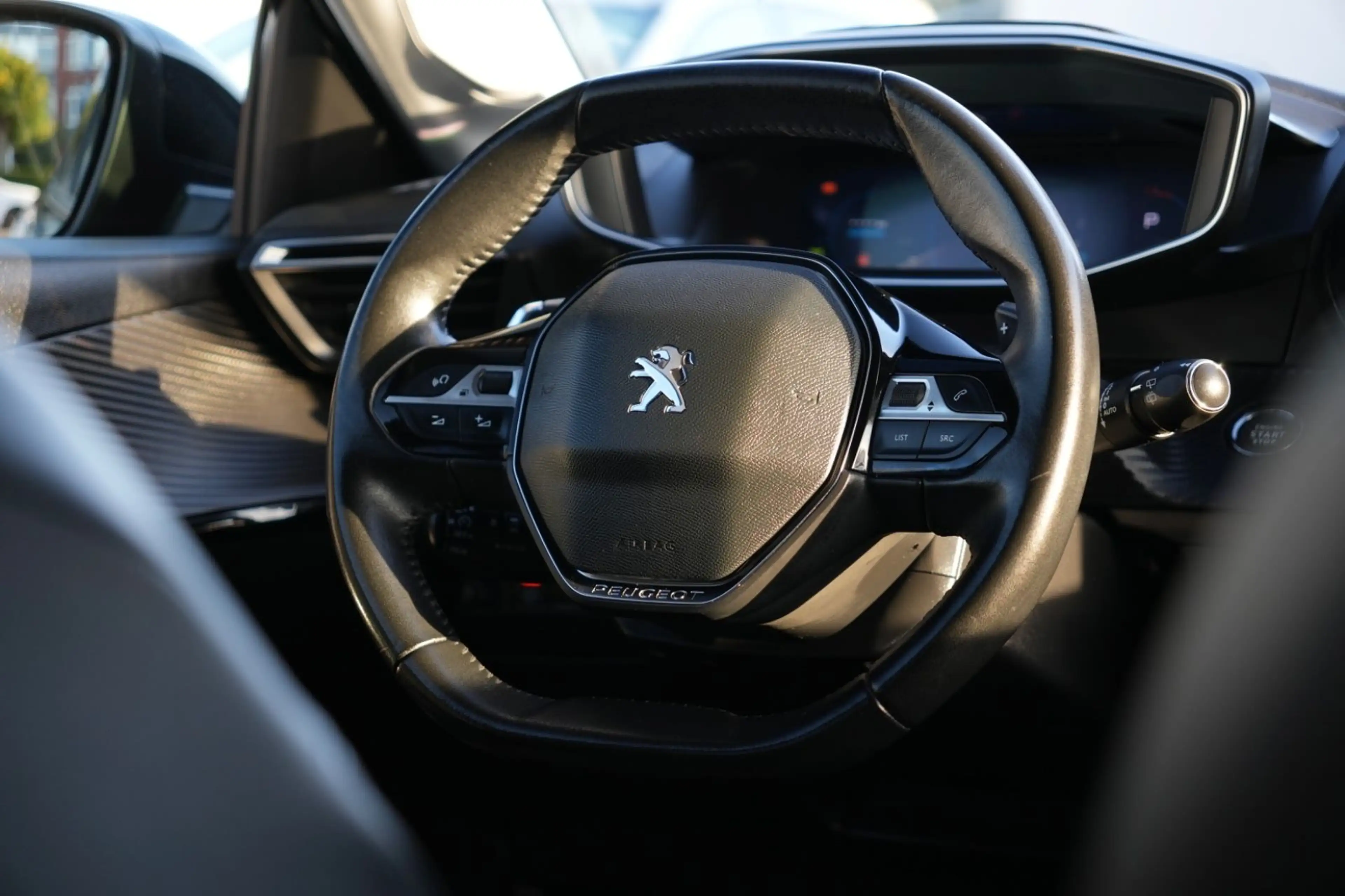 Peugeot 208 Allure Pack/KAMERA/NAVI/TÜV NEU/BLUETOOTH — photo 12