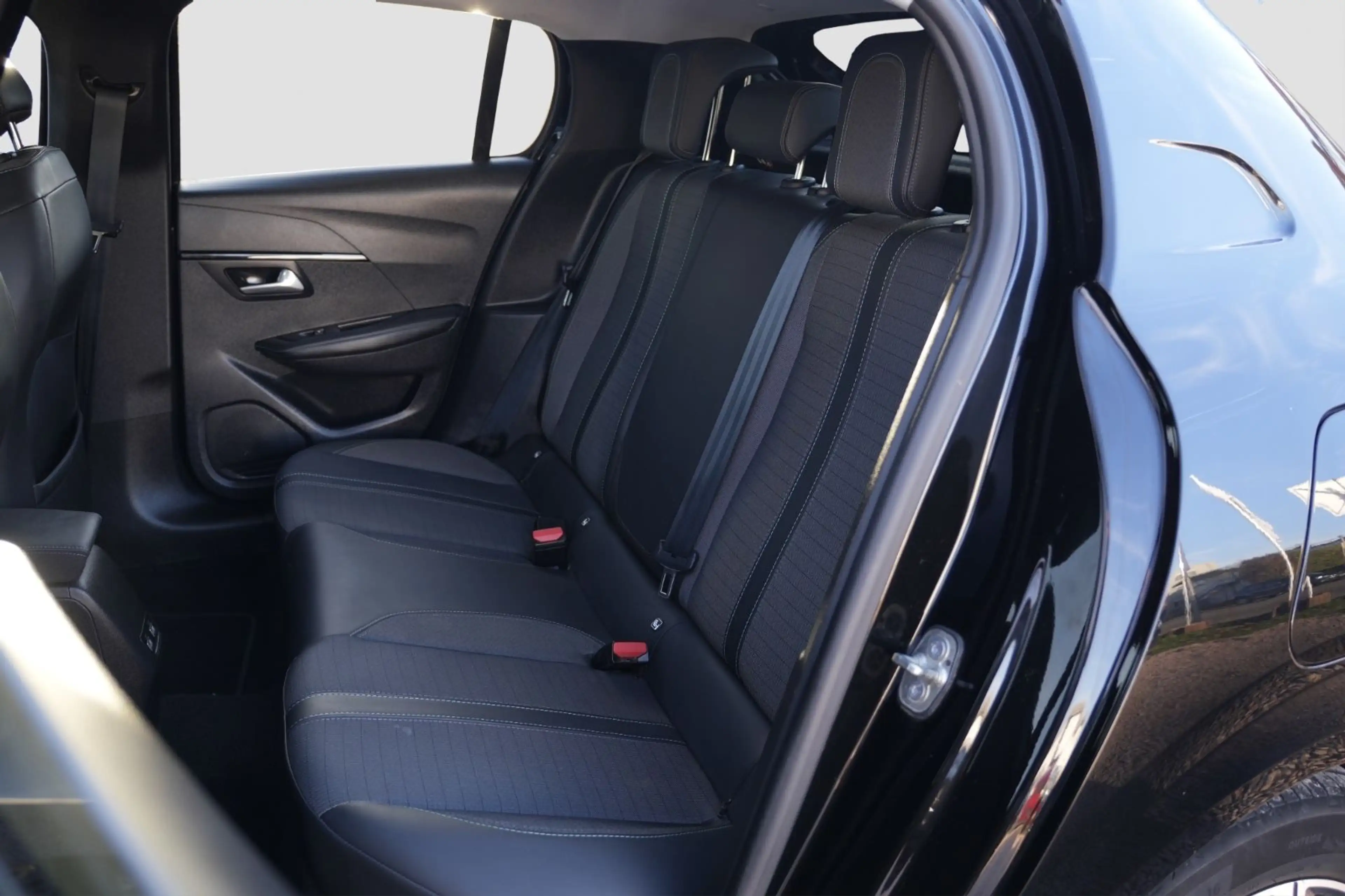 Peugeot 208 Allure Pack/KAMERA/NAVI/TÜV NEU/BLUETOOTH — photo 31