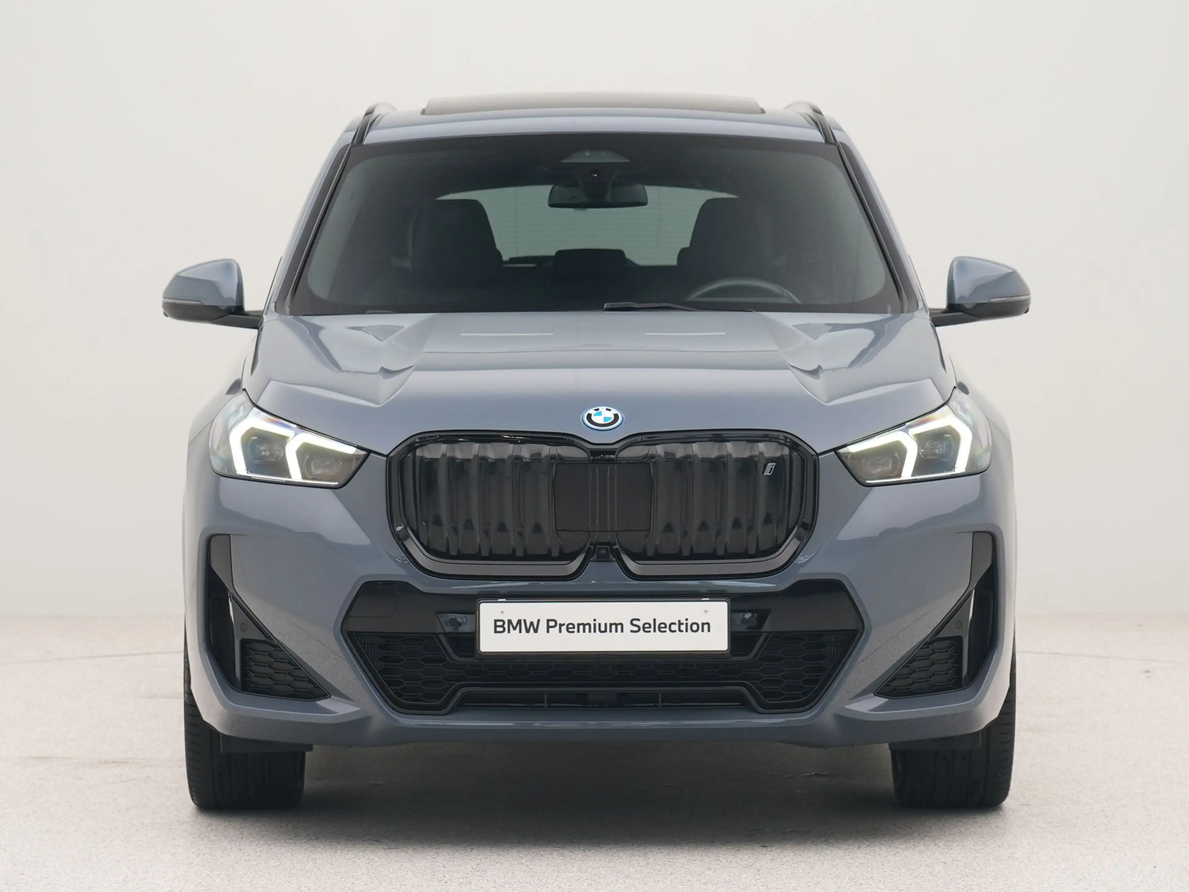 BMW iX1 xDrive30 Launch Edition 67 kWh Accu conditie 99% — photo 6