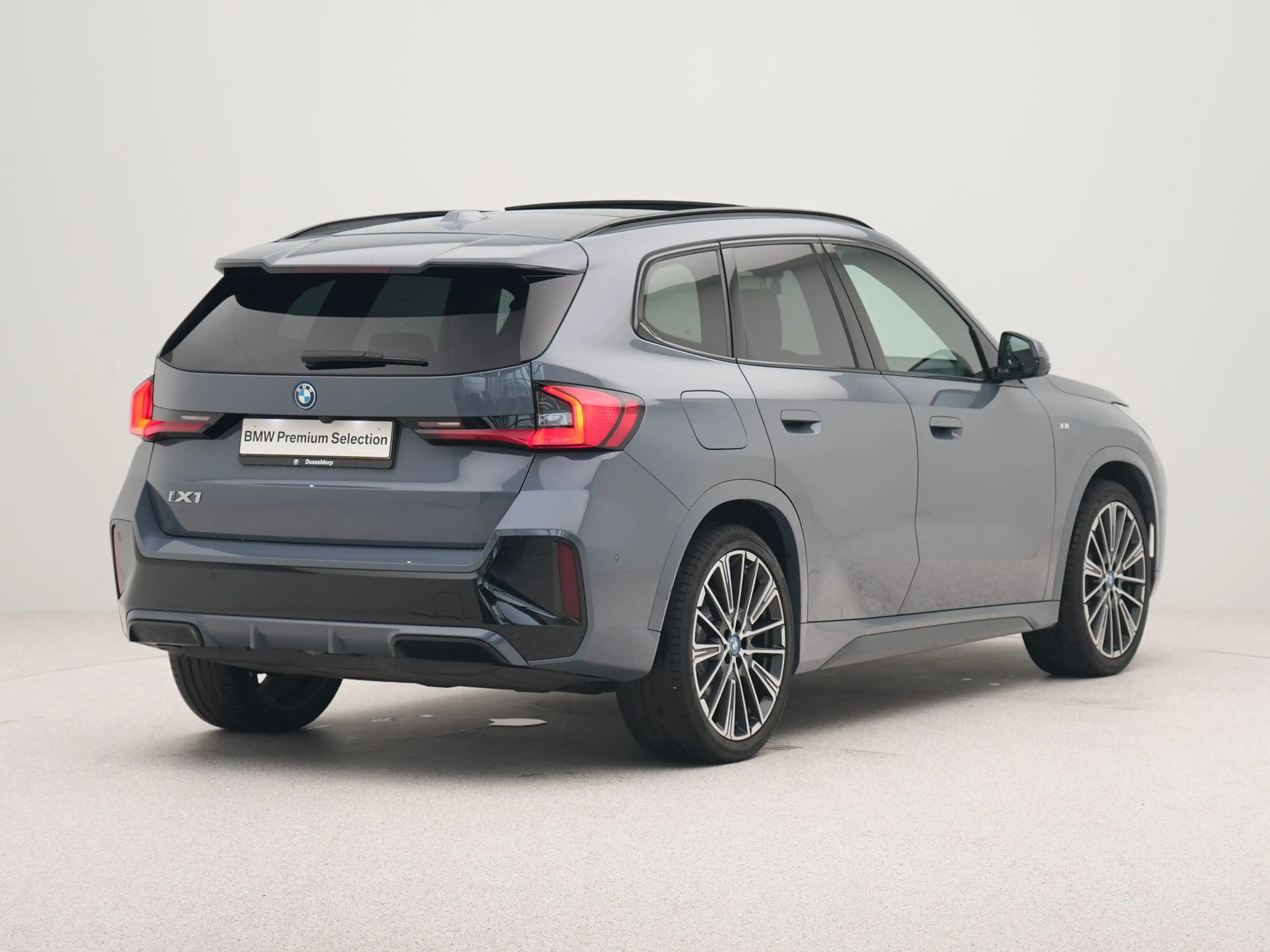 BMW iX1 xDrive30 Launch Edition 67 kWh Accu conditie 99% — photo 9
