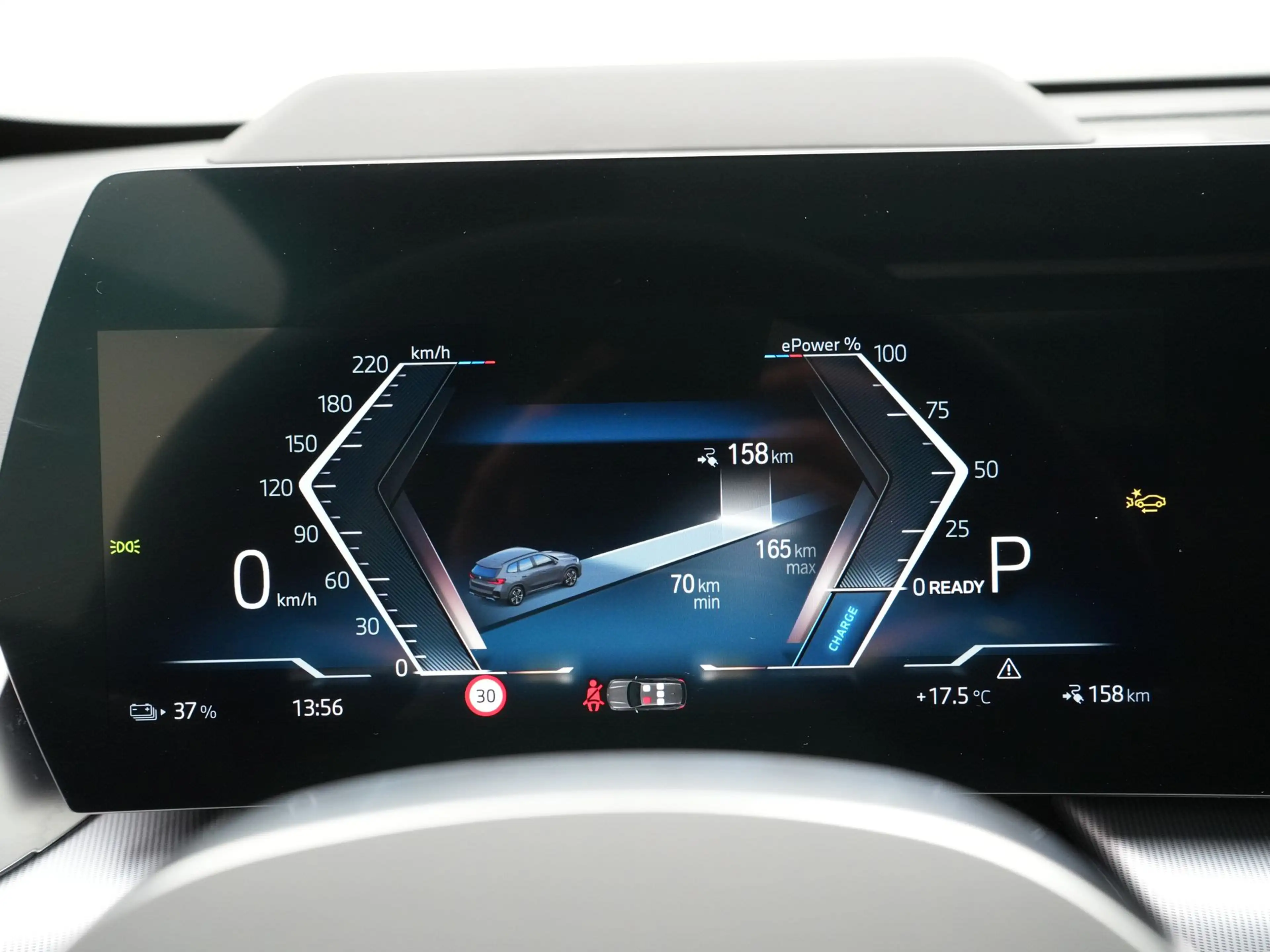 BMW iX1 xDrive30 Launch Edition 67 kWh Accu conditie 99% — photo 3
