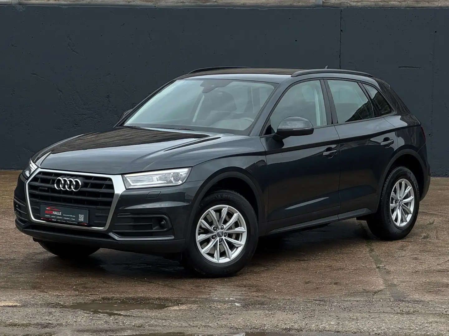 Audi Q5 2.0 TFSI quattro basis Leder Kamera SHZ ACC Grau - 1