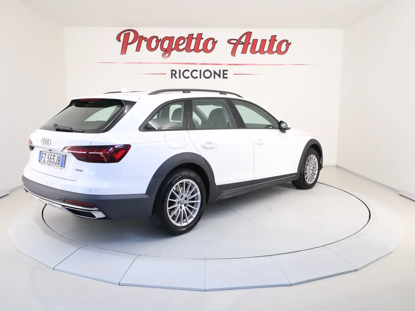 Audi A4 allroad 40 tdi Business Evo quattro 190cv S-TRONIC ADAS Wit - 2