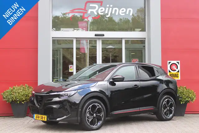 Alfa Romeo Junior ELETTRICA SPECIALE 156PK 54 kWh | TECHNOLOGIE PAKK