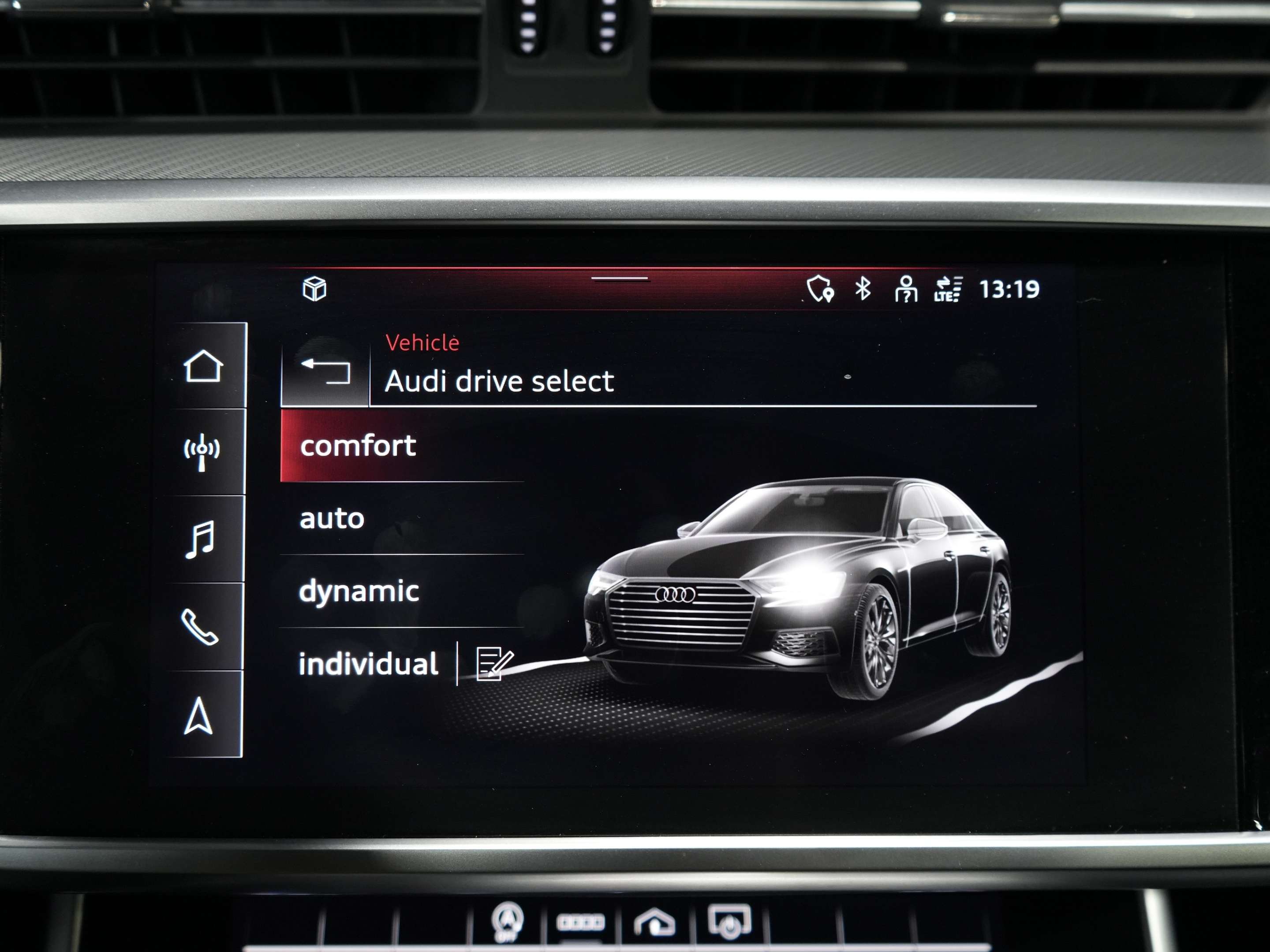 2021 Audi A6 Premium/ S LINE/ROOF/CARPLAY/DRIVE ASSIST/PARK AID thumb 28