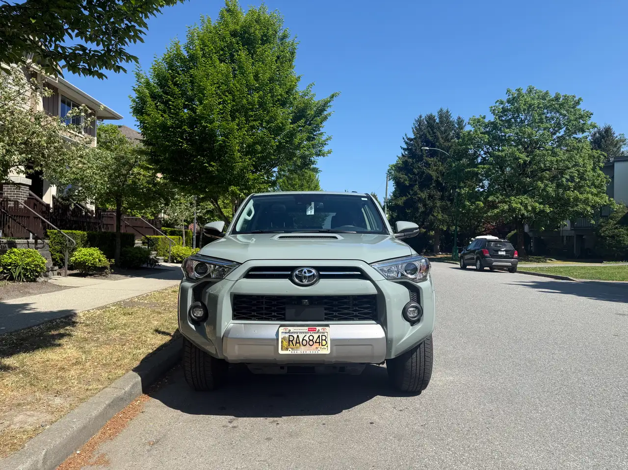Toyota 4-Runner снимка Toyota 4-Runner
