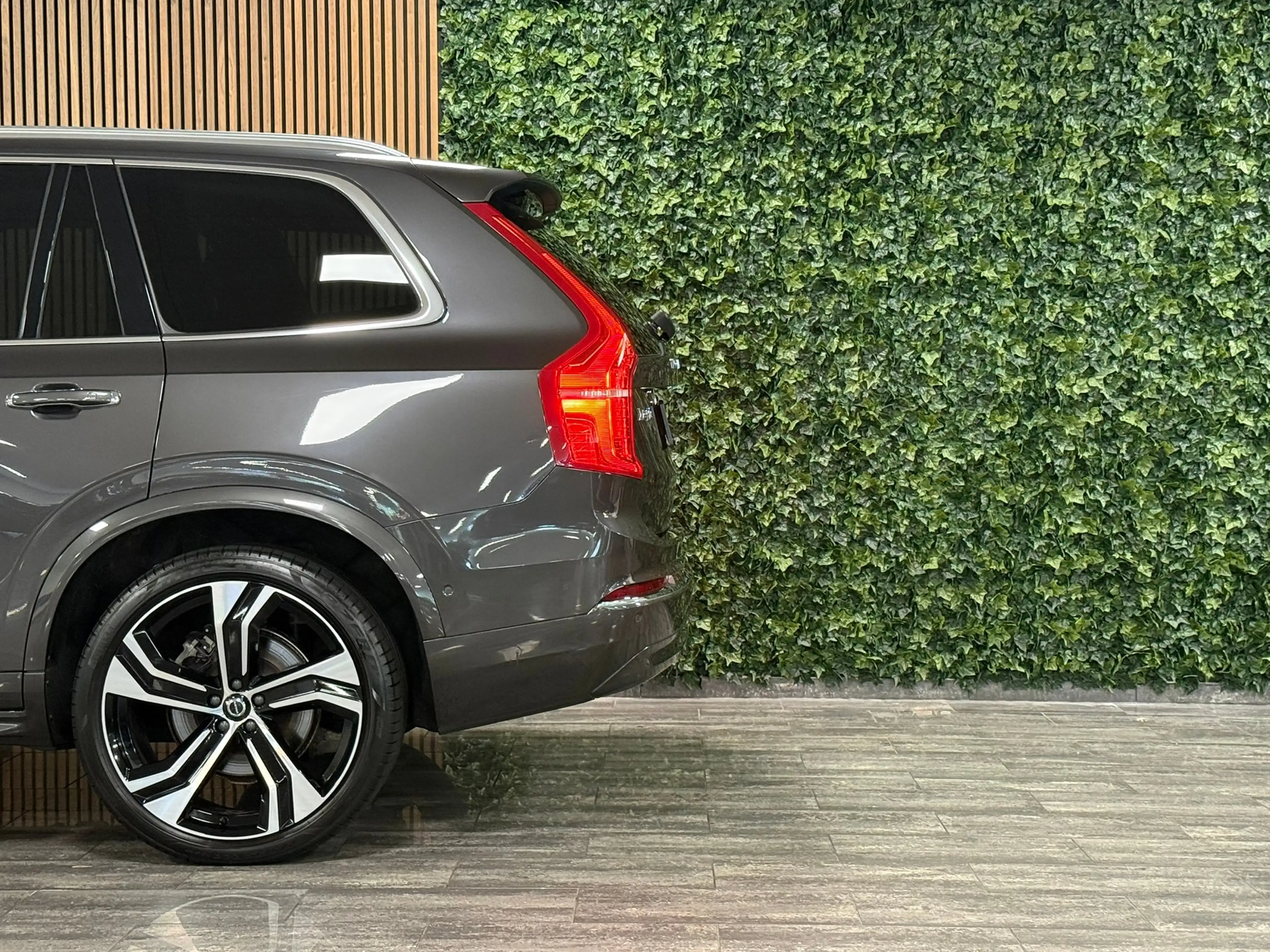 Volvo XC90 T8 AWD Recharge Ultra Ultimate Bright | Bowers & W — photo 7