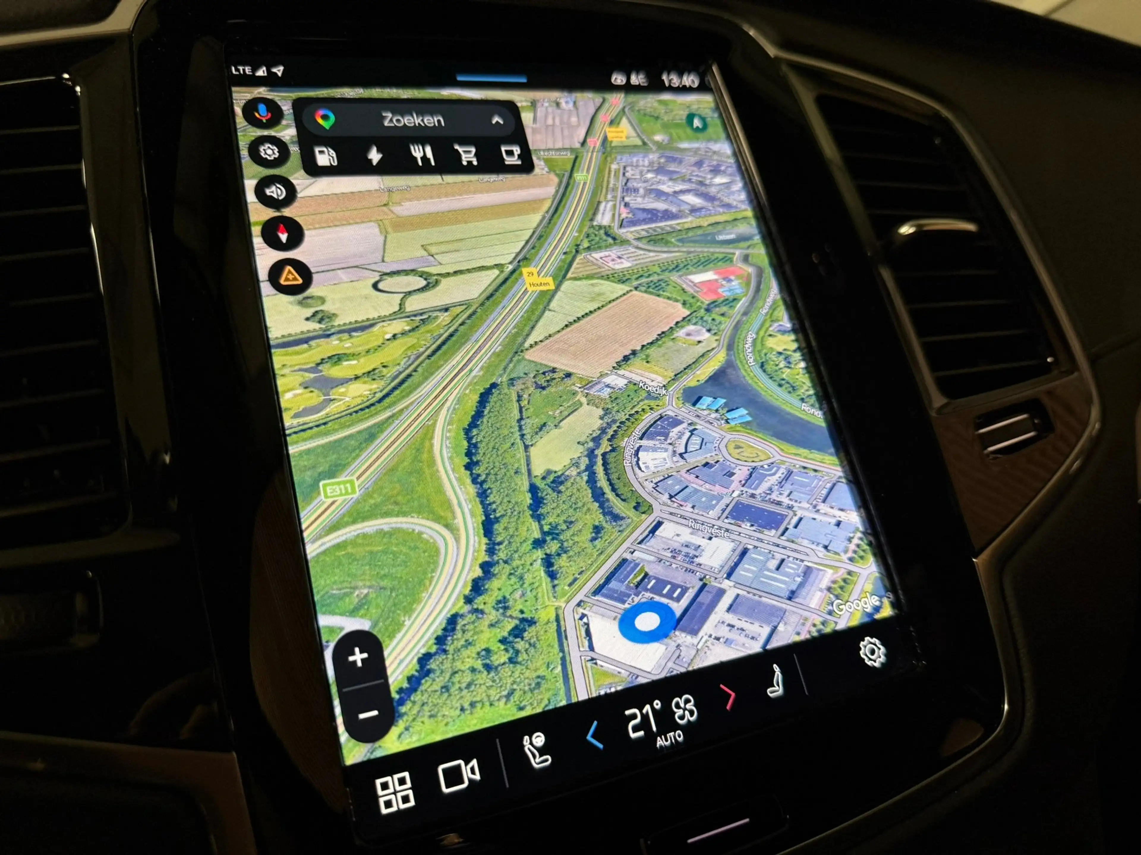 Volvo XC90 T8 AWD Recharge Ultra Ultimate Bright | Bowers & W — photo 26