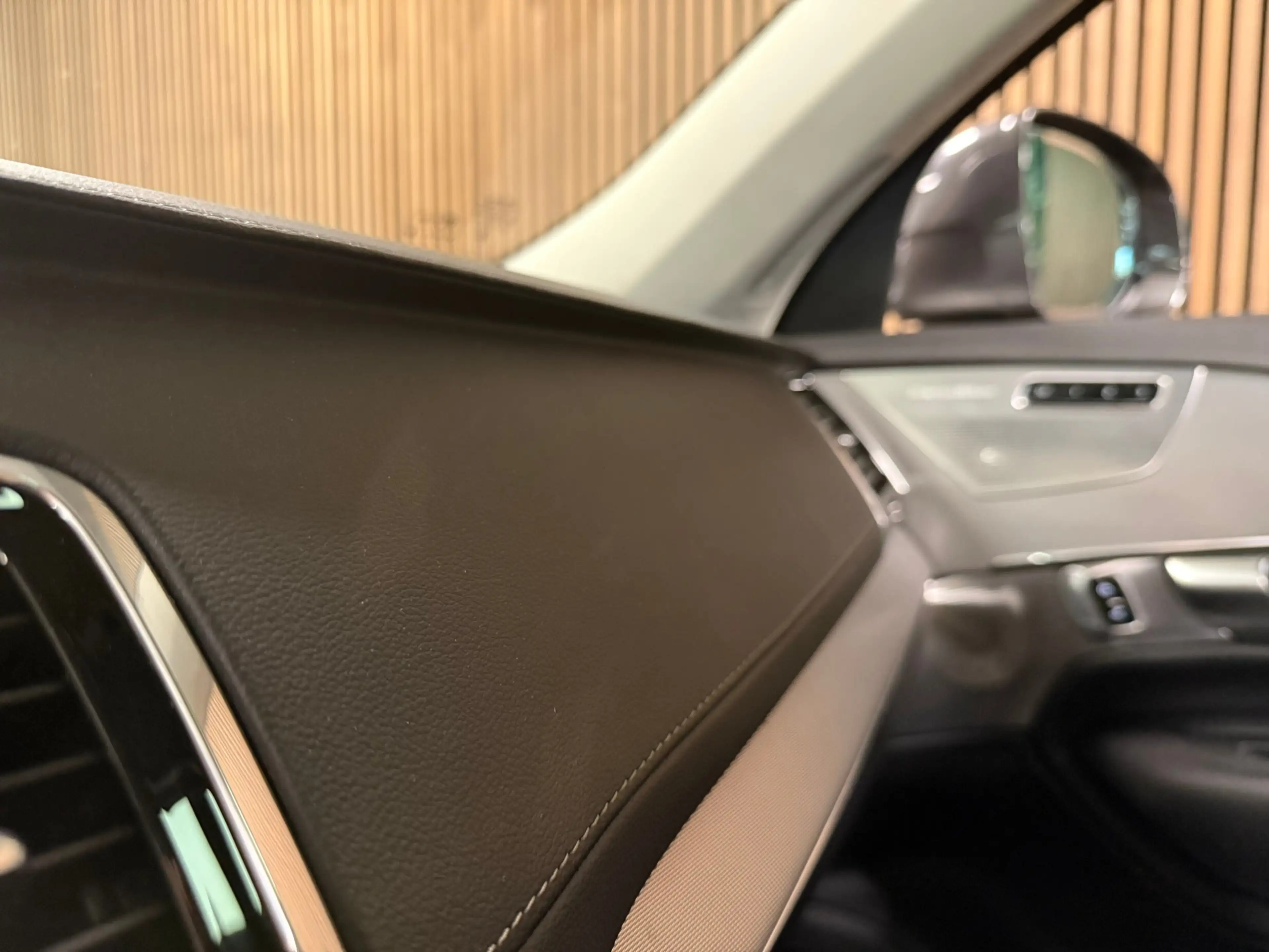 Volvo XC90 T8 AWD Recharge Ultra Ultimate Bright | Bowers & W — photo 36