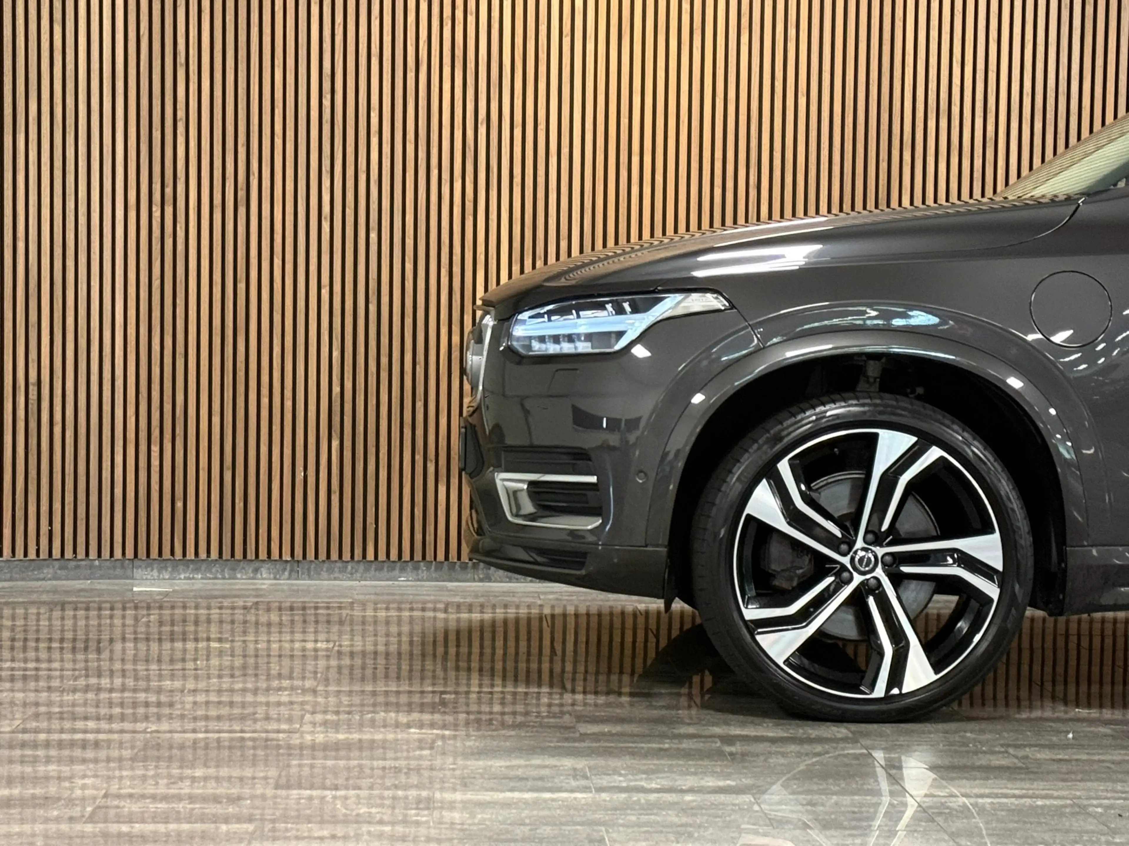 Volvo XC90 T8 AWD Recharge Ultra Ultimate Bright | Bowers & W — photo 6