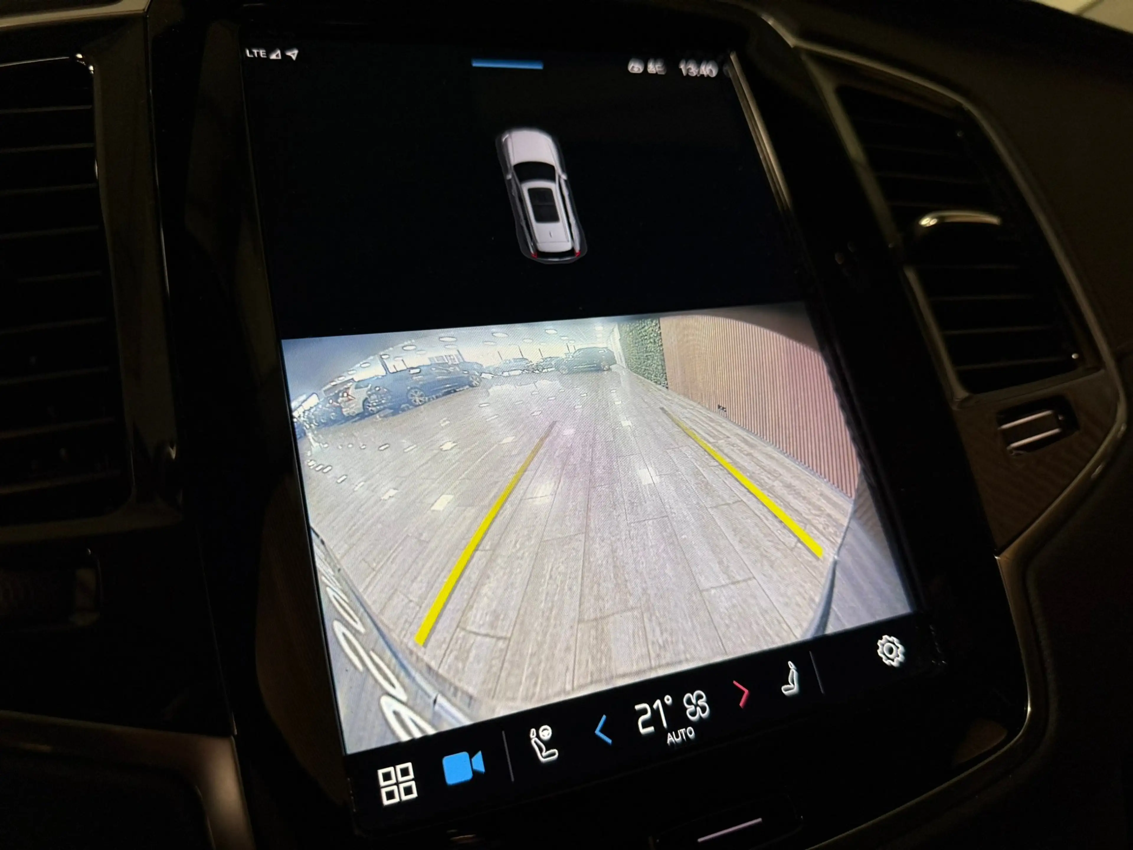 Volvo XC90 T8 AWD Recharge Ultra Ultimate Bright | Bowers & W — photo 29