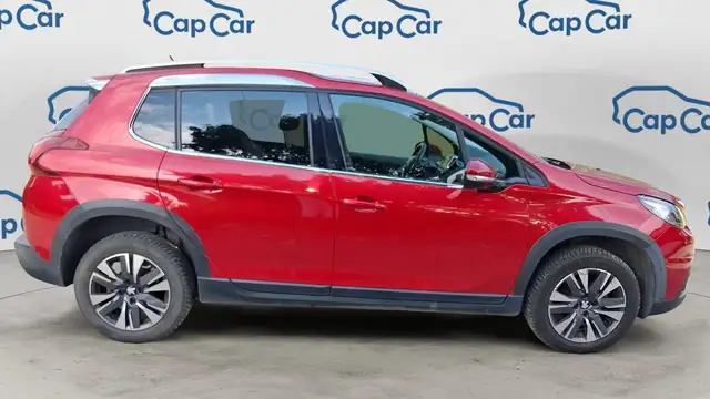 Peugeot 2008 view 4