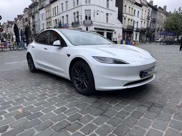 64 kWh RWD Standart Range Premium HTVA