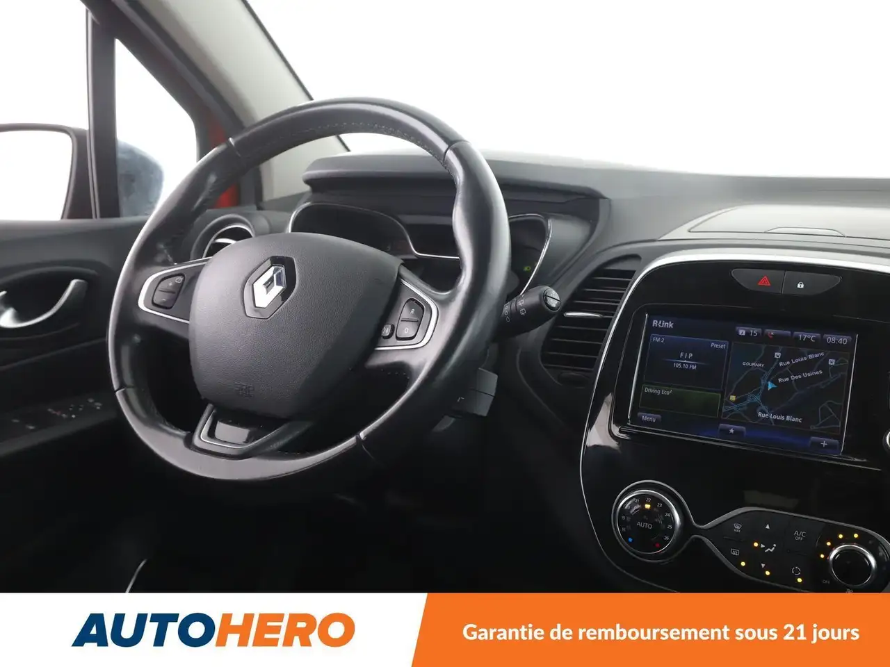 Renault Captur — photo 13