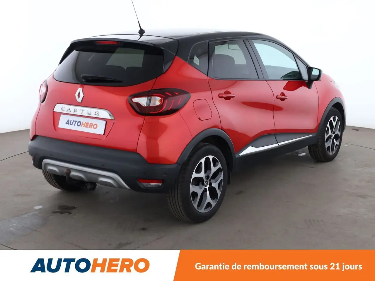 Renault Captur — photo 6