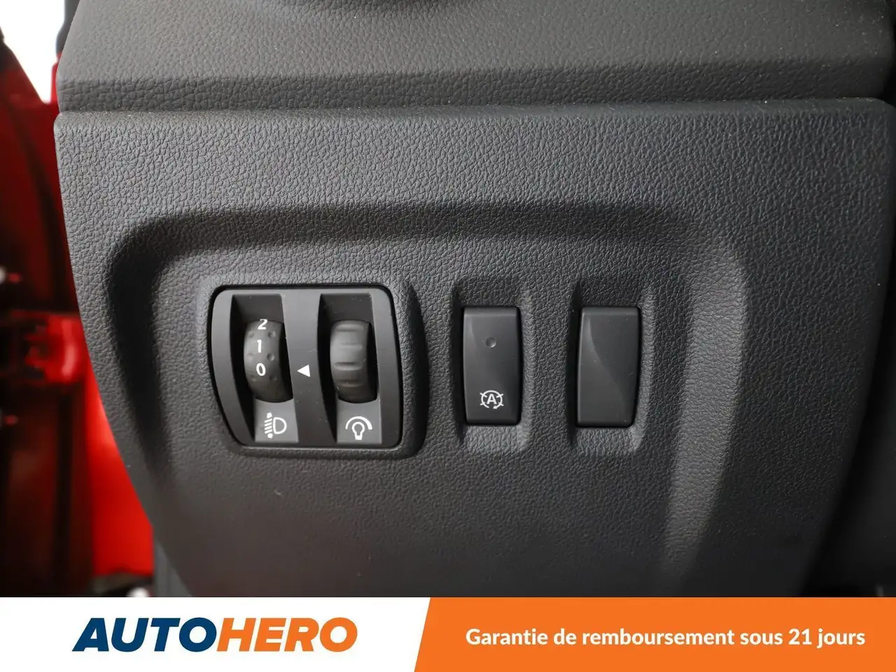 Renault Captur — photo 33