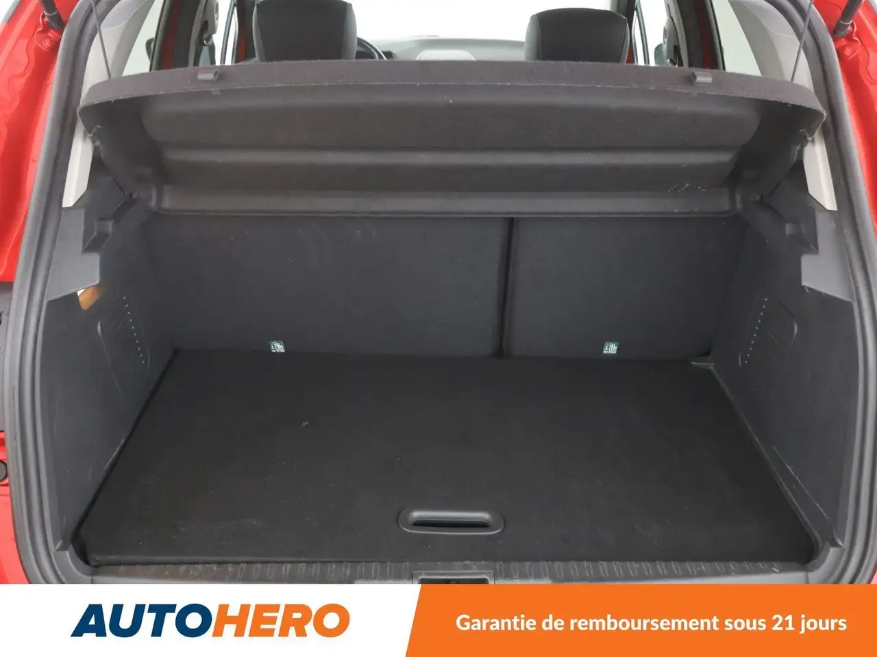 Renault Captur — photo 17