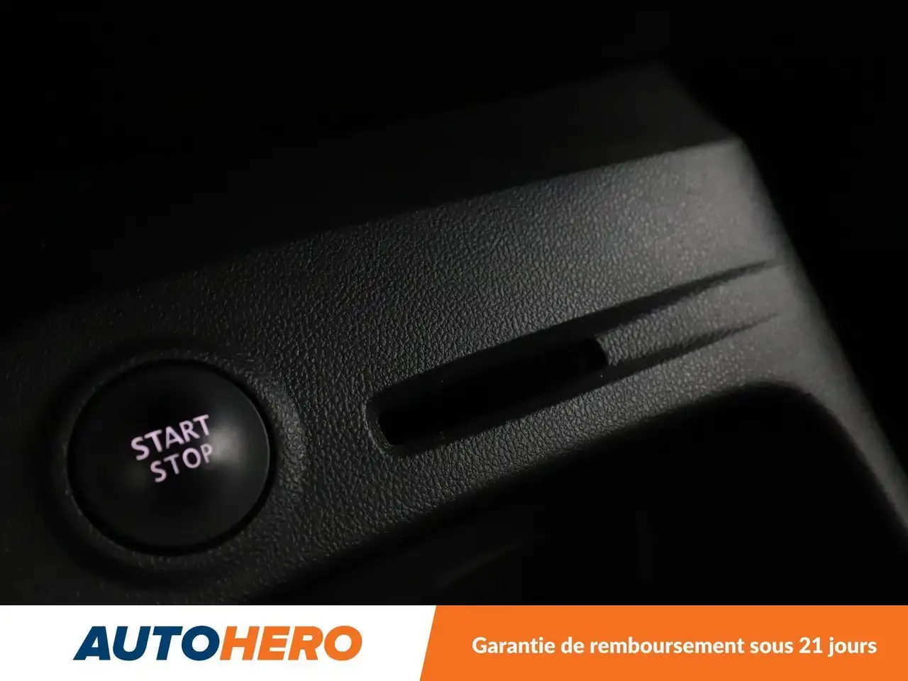 Renault Captur — photo 28