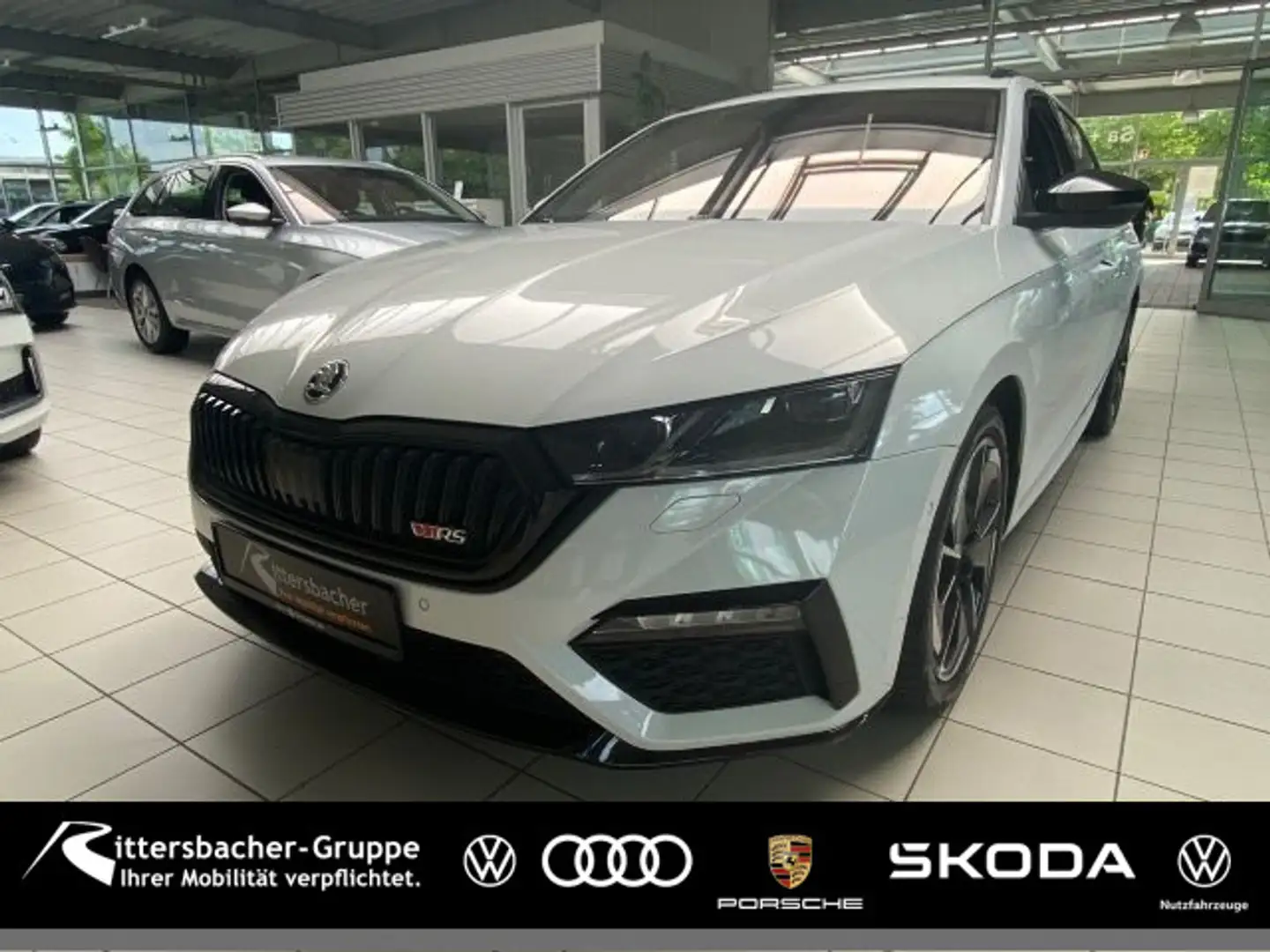 Skoda Octavia Combi RS 2.0 TDI DSG Canton Pano Navi Weiß - 1