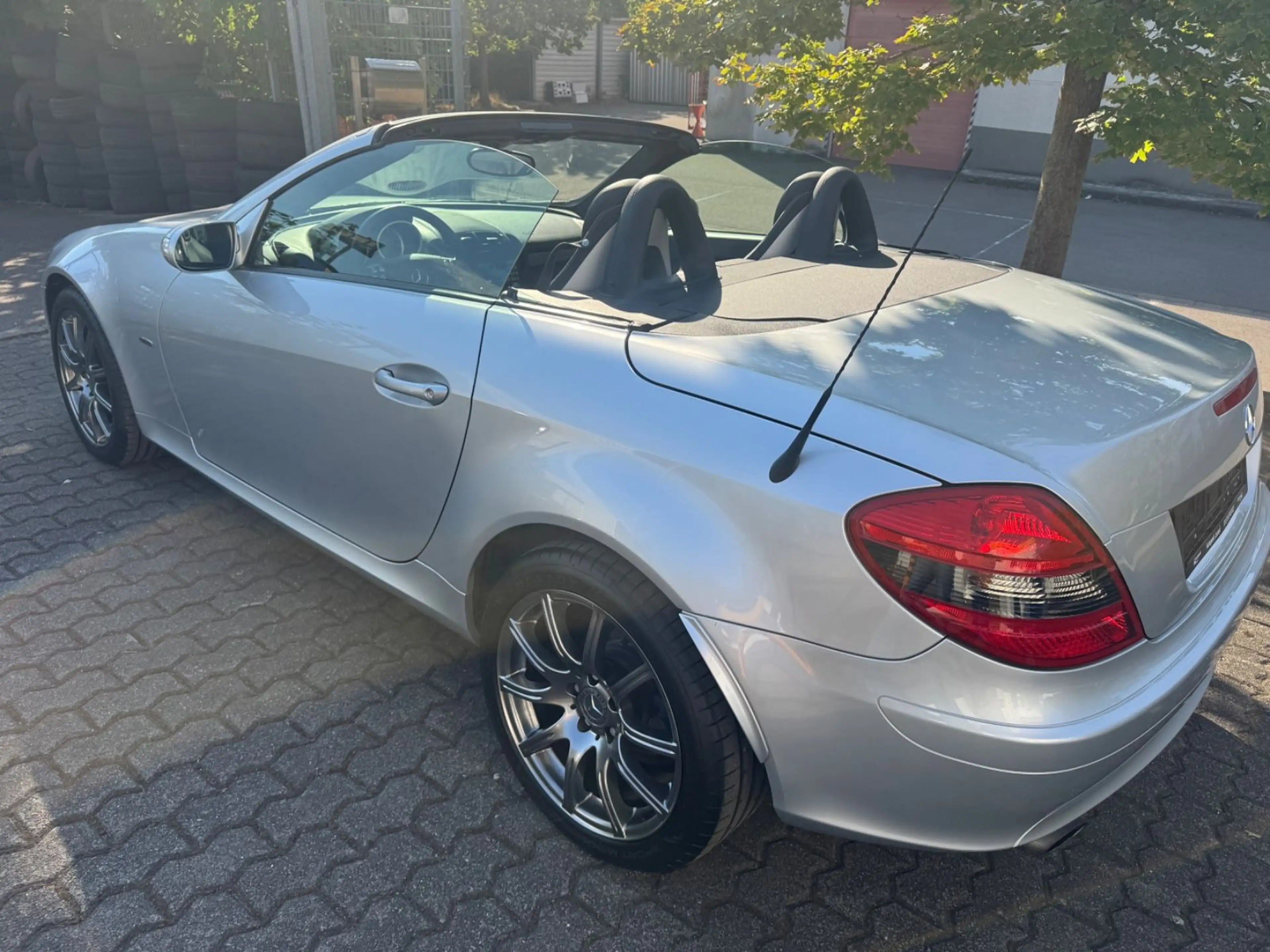 Mercedes-Benz SLK 200 Edition 10 Leder+Sitzheizung — photo 11