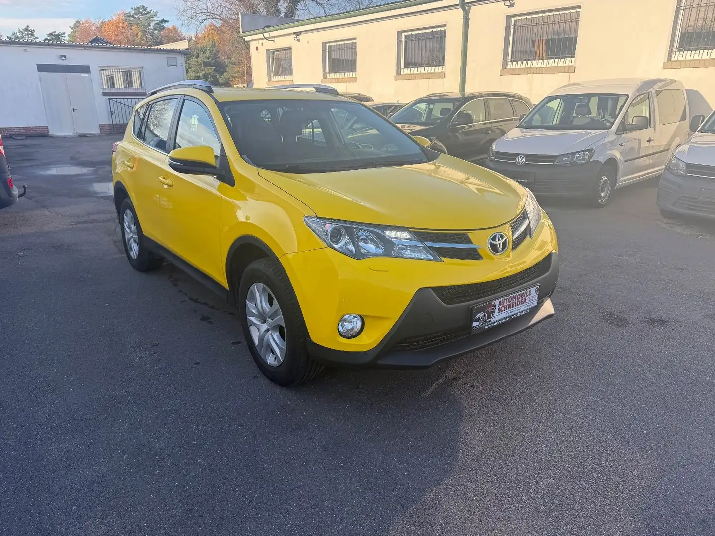 Toyota RAV 4 2,0-l-D-4D 4x4 Executive *LKW 2Sitze* Weiß - 2