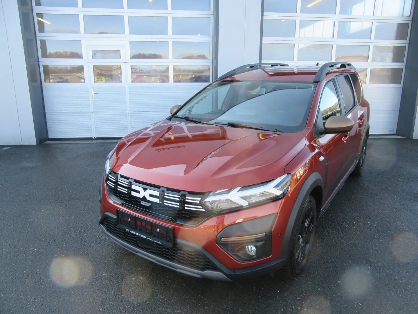 Dacia Jogger Extreme+ TCe 110  5-Sitzer Braun - 1