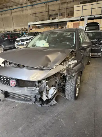 Fiat Tipo 5p 1.6 mjt Business s&s 120cv dct