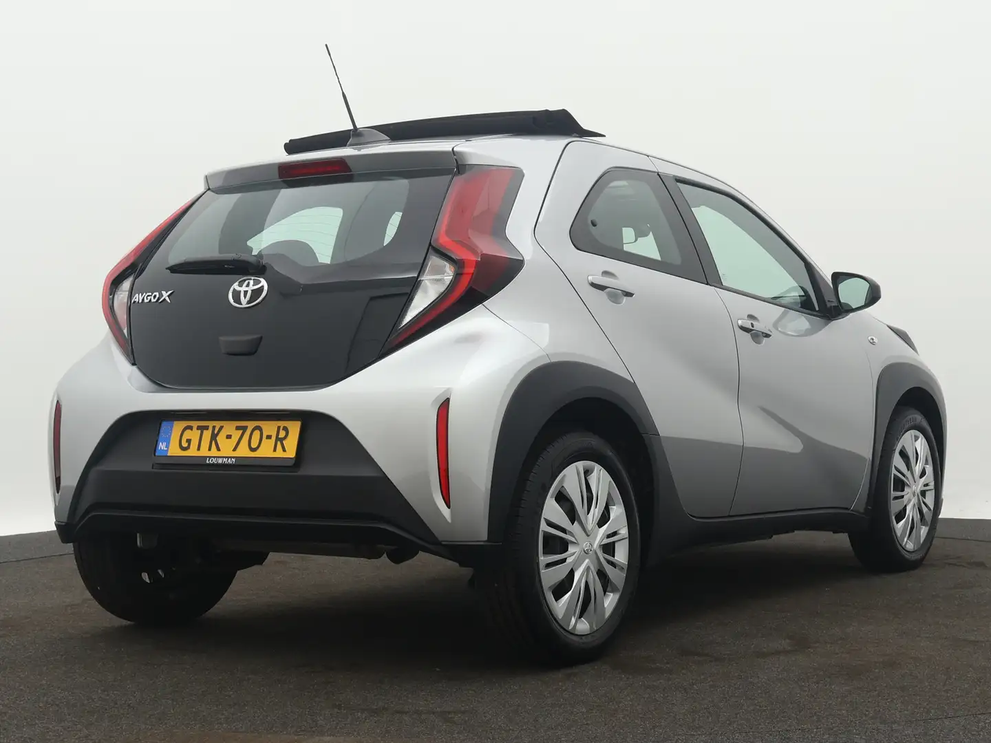 Toyota Aygo X 1.0 VVT-i S-CVT Play Limited | Cabrio-/Schuifdak | Gris - 2