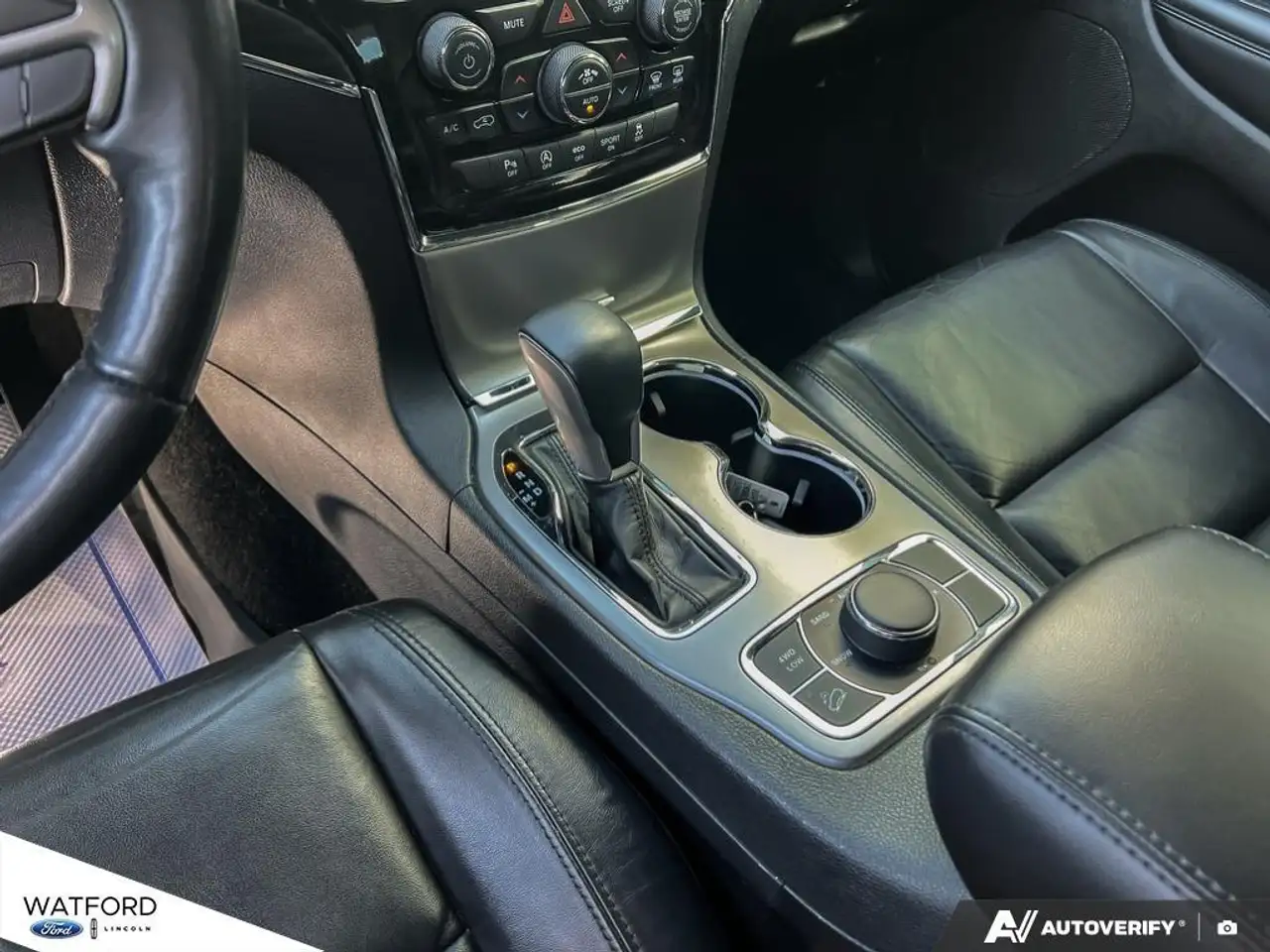 Jeep Cherokee fotografie Jeep Cherokee