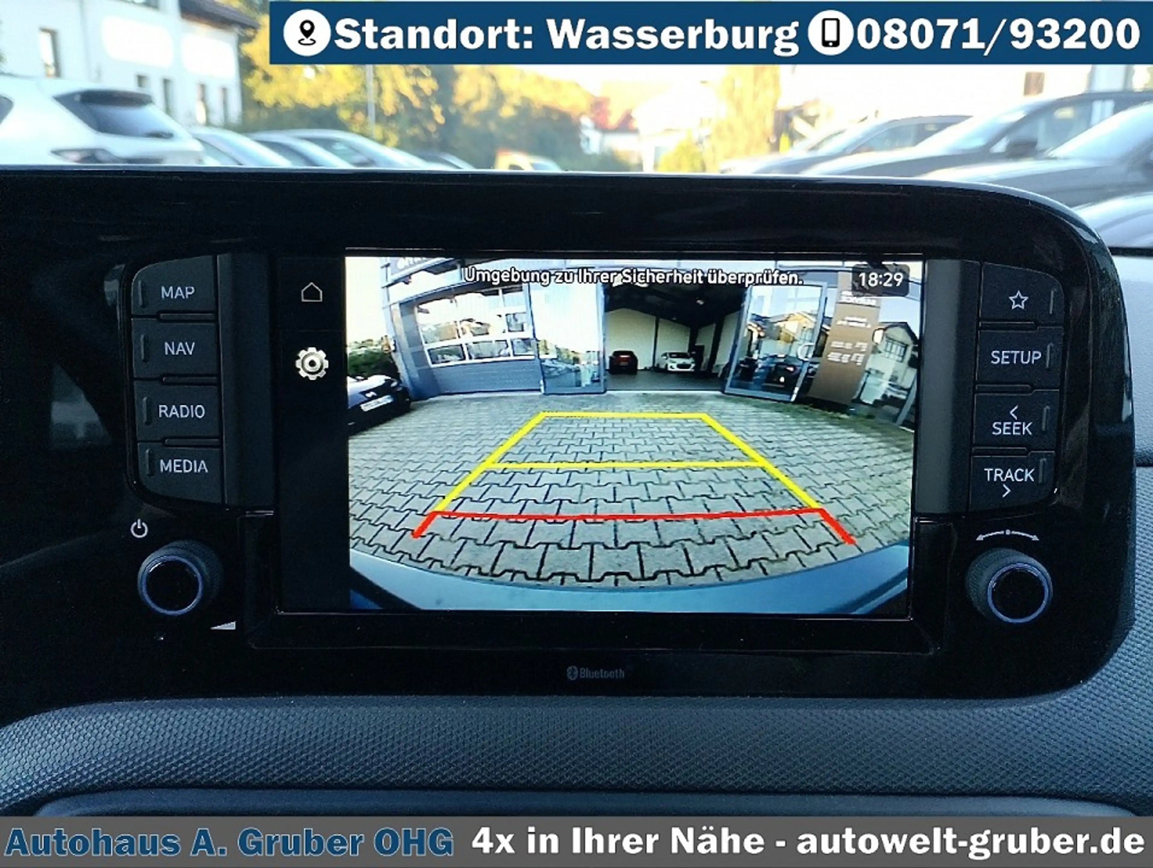 Hyundai i10 1.2 Trend +Navi +Sitzheizung +Allwetterreifen — photo 21