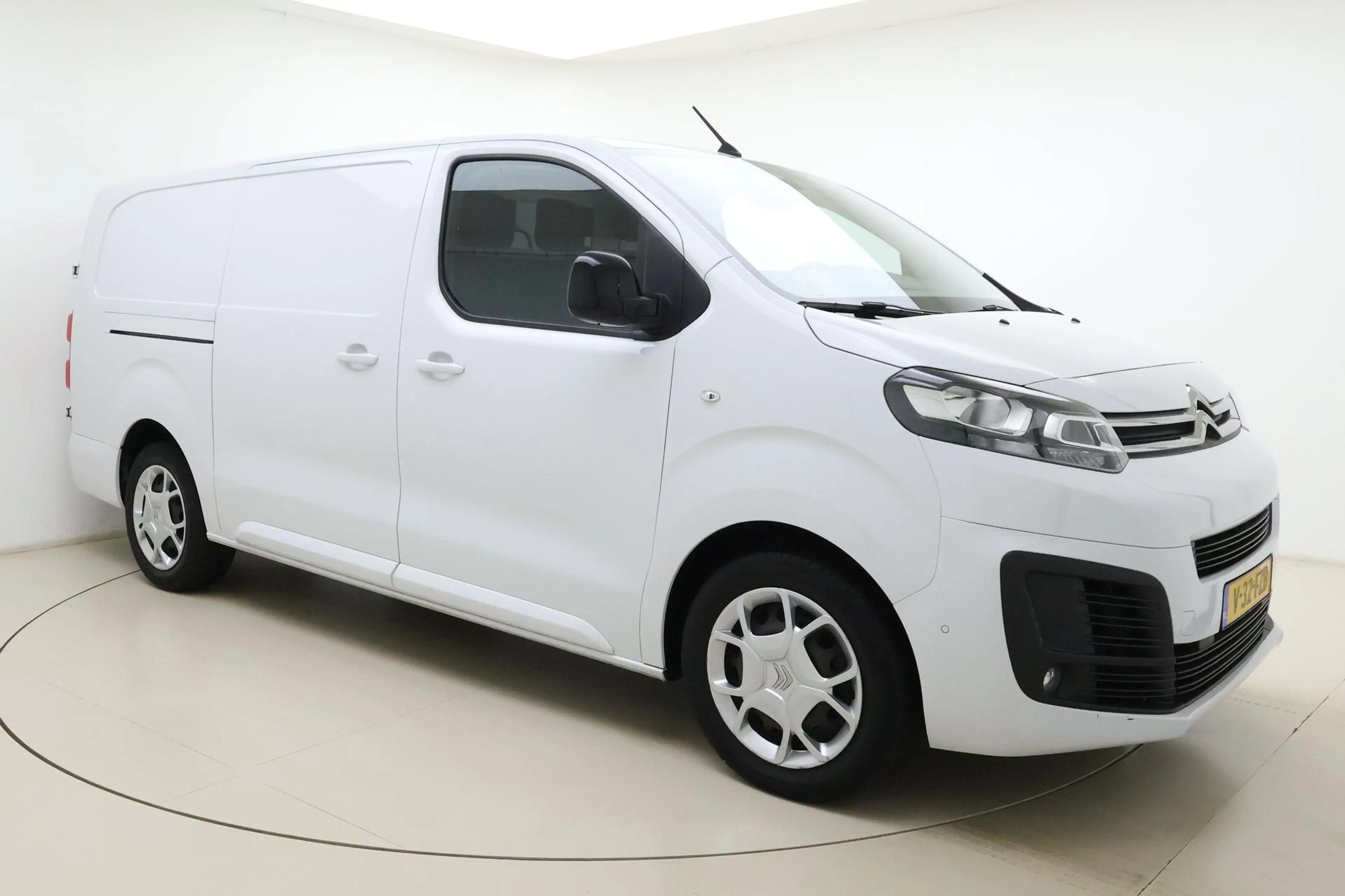 Citroen Jumpy 2.0 BlueHDI 145 L3 | Automaat | Navigatie | Airco — photo 8