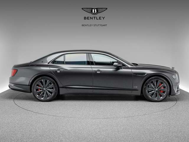 Bentley Flying Spur First Edition / Blackline