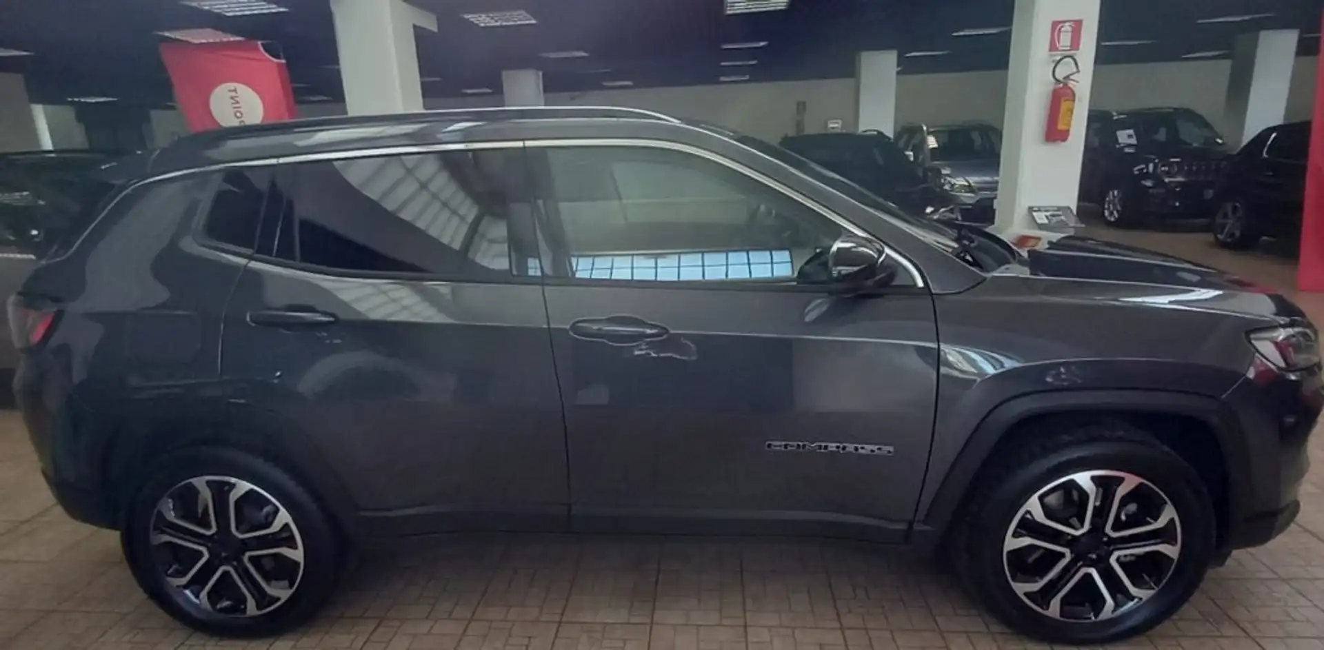 Jeep Compass 1.3 Turbo T4 190 CV PHEV AT6 4xe Limited Grigio - 2