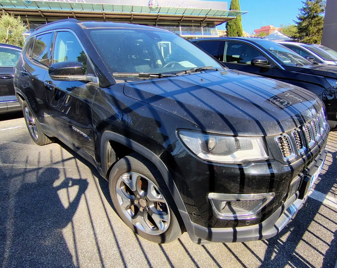 Jeep Compass 2.0 Multijet II aut. 4WD Limited Zwart - 2