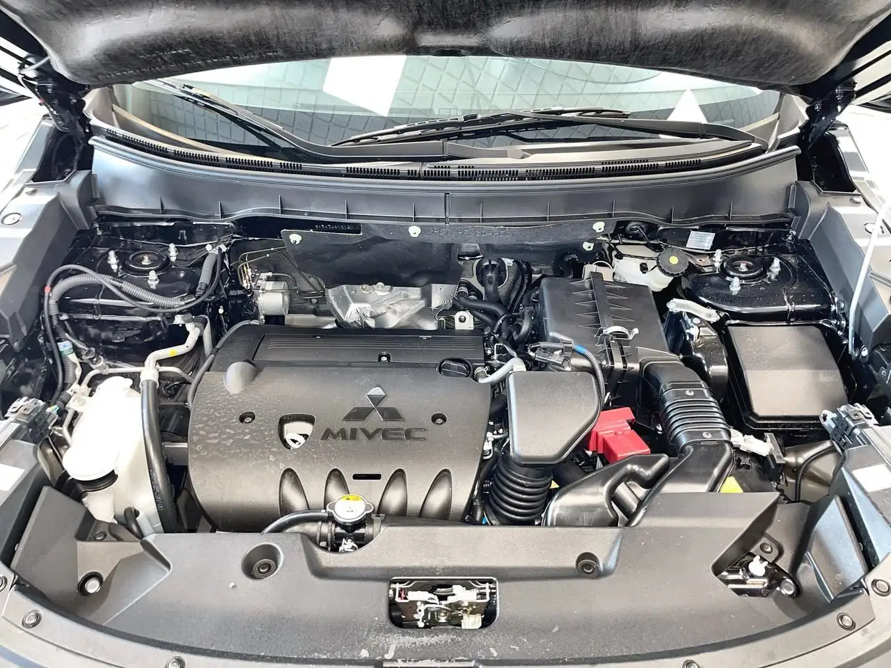 Mitsubishi RVR снимка Mitsubishi RVR