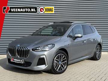 2-serie Active Tourer 225e xDrive Pano/Harman Kard