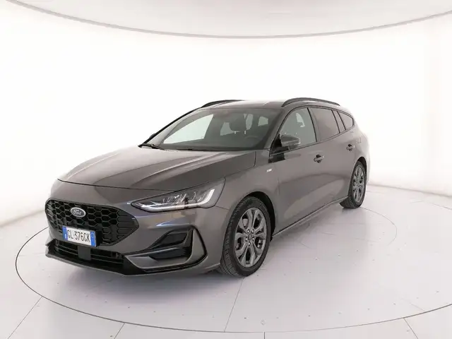 2022 Ford Focus in Grey for sale