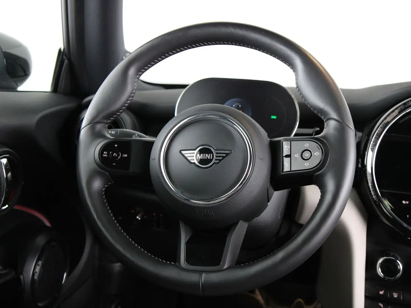 MINI Electric 3-deurs Camden Plus Edition Blauw - 2
