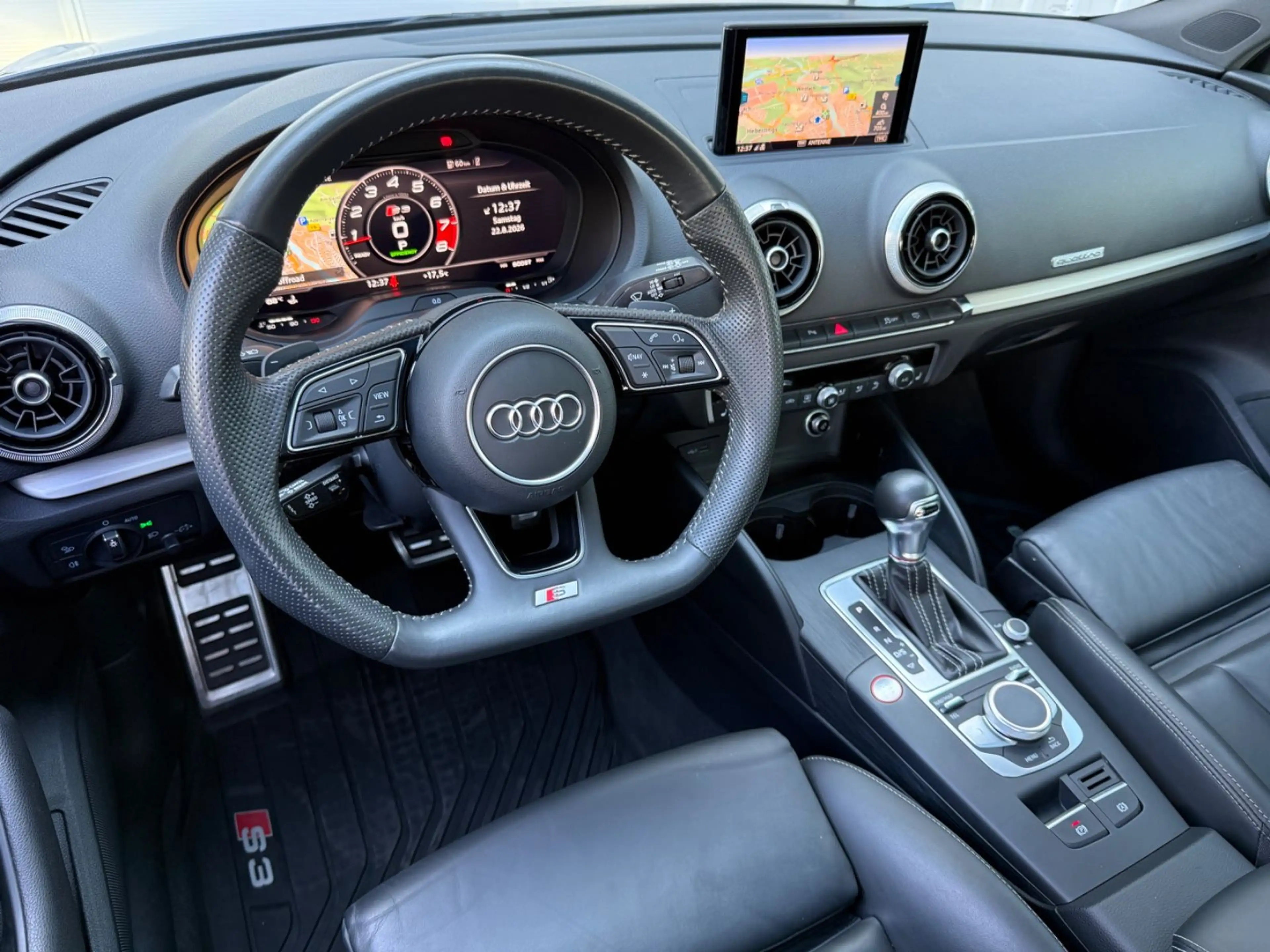 Audi S3 Sportback 2.0 TFSI quattro*Panorama*LED — photo 9